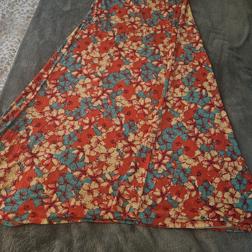 LuLaRoe Vibrant Floral Maxi Skirt in Red,Orange, Blue, and Cream
